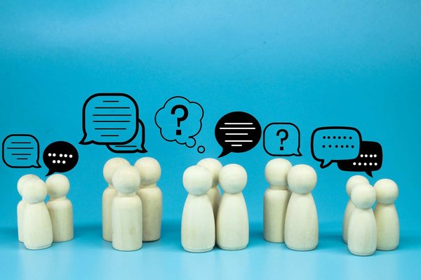 Comment mettre en place des programmes intergénérationnels dans les centres communautaires ?